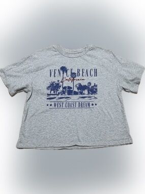 Source‎ Unknown Gray Venice Beach Graphic Crop Top with Navy & Red Print